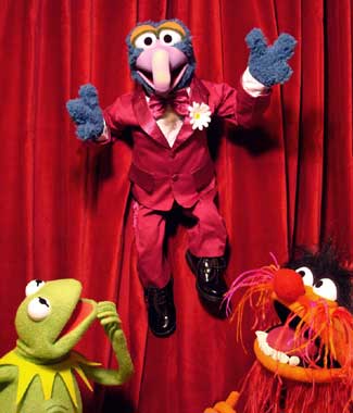 Muppet Central Articles - Reviews: Authentic Gonzo Muppet Photo Puppet  Replica