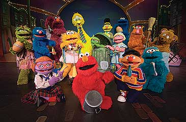 Muppet Central Articles - Reviews: Play With Me Sesame Mall Tour