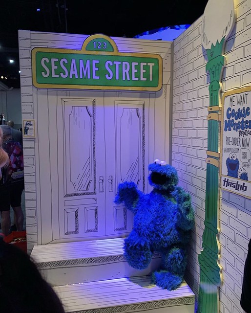 Now Available: A Cookie Monster Photo Puppet Replica!